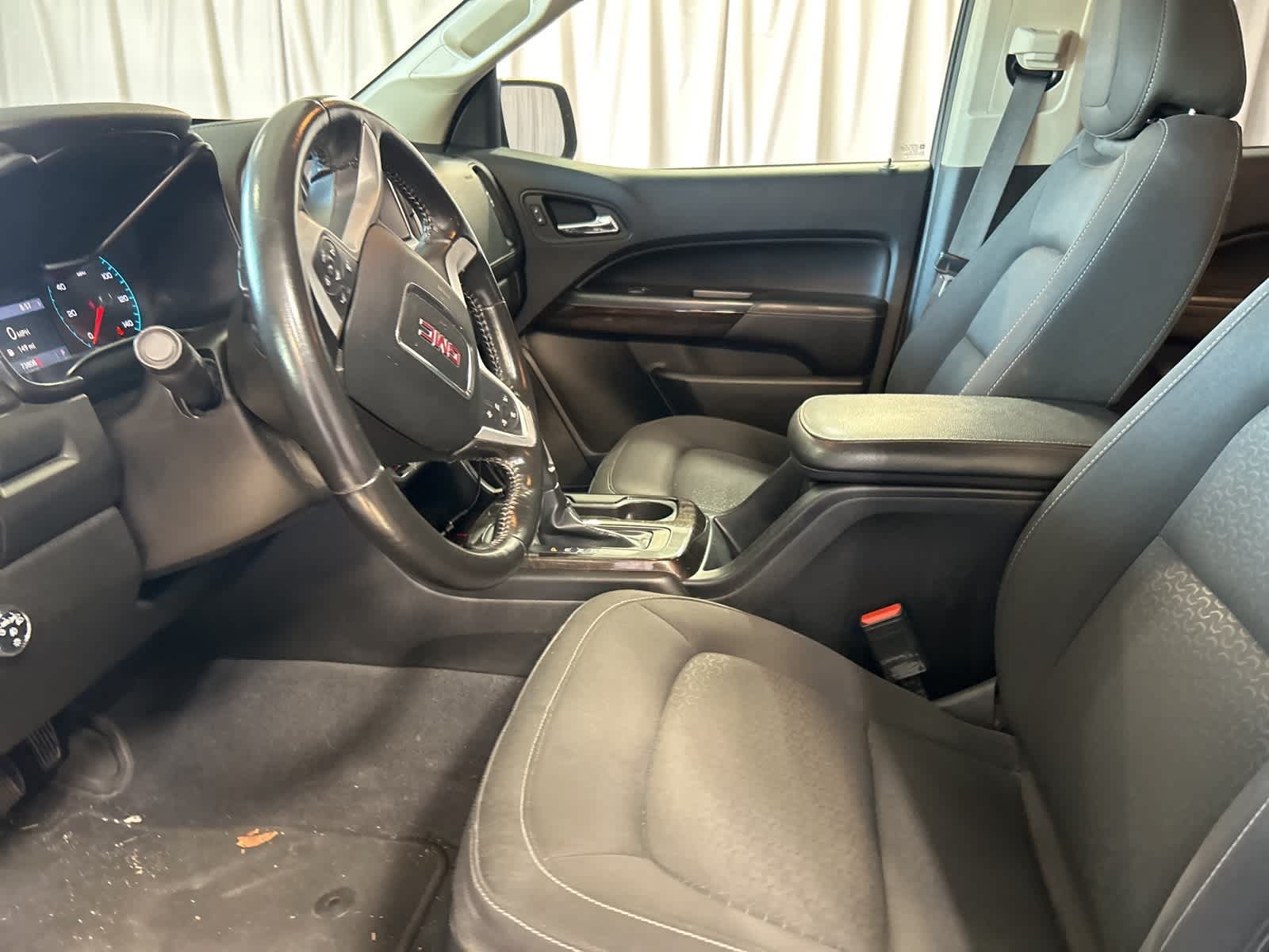 Thumbnail: 2019 GMC Canyon - 26