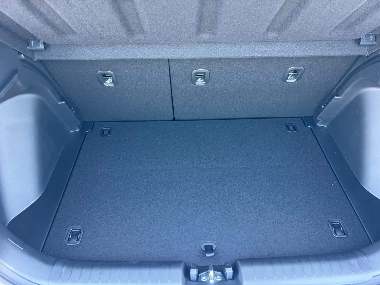 Thumbnail: 2025 Hyundai Venue - 15