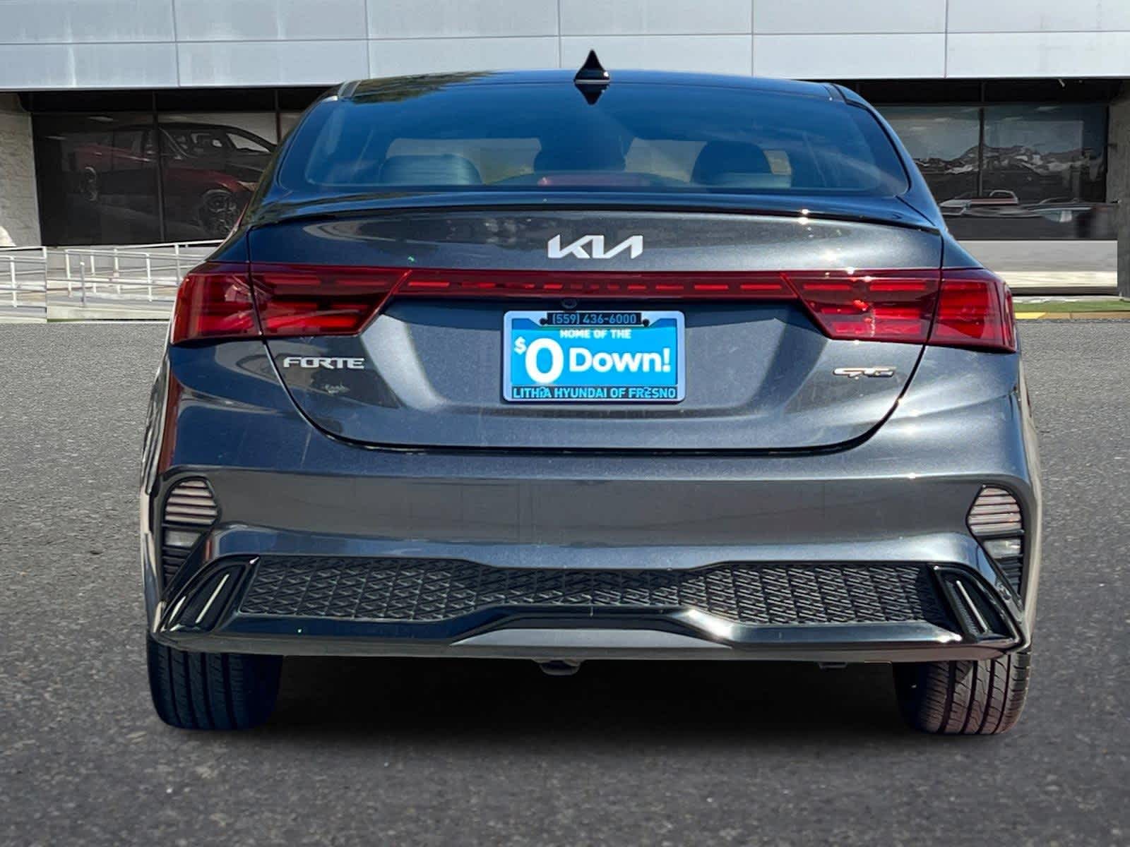 Thumbnail: 2022 Kia Forte - 8