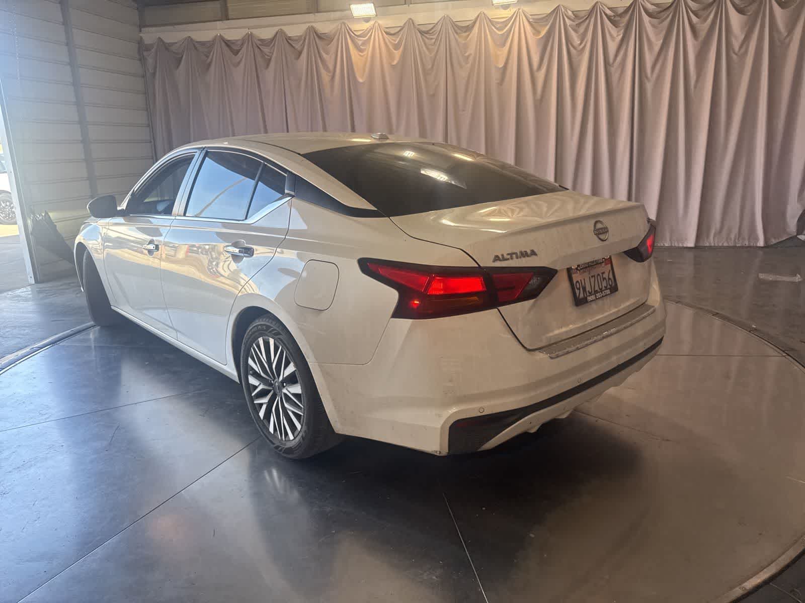 Thumbnail: 2023 Nissan Altima - 7