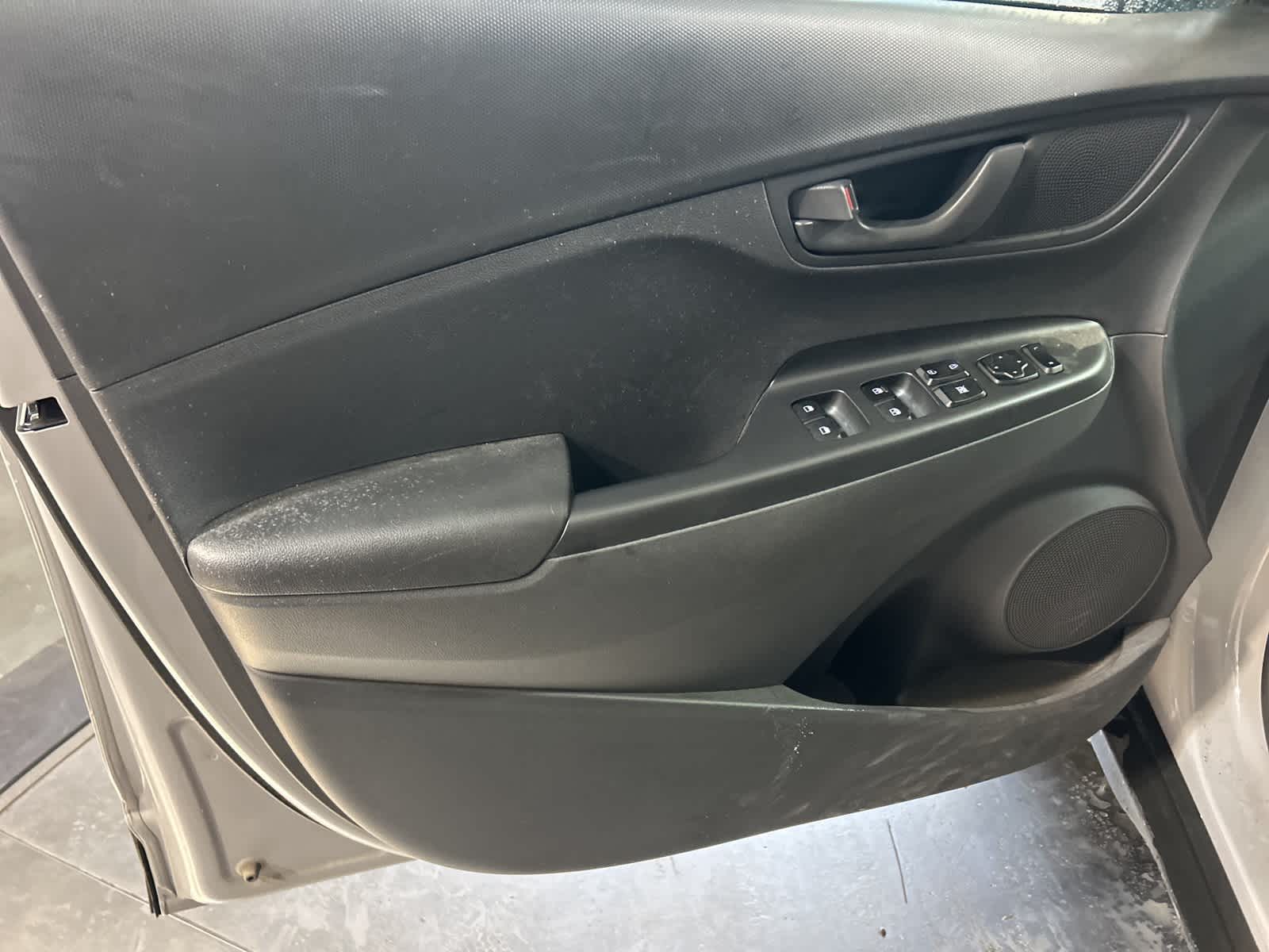 Thumbnail: 2023 Hyundai Kona - 22