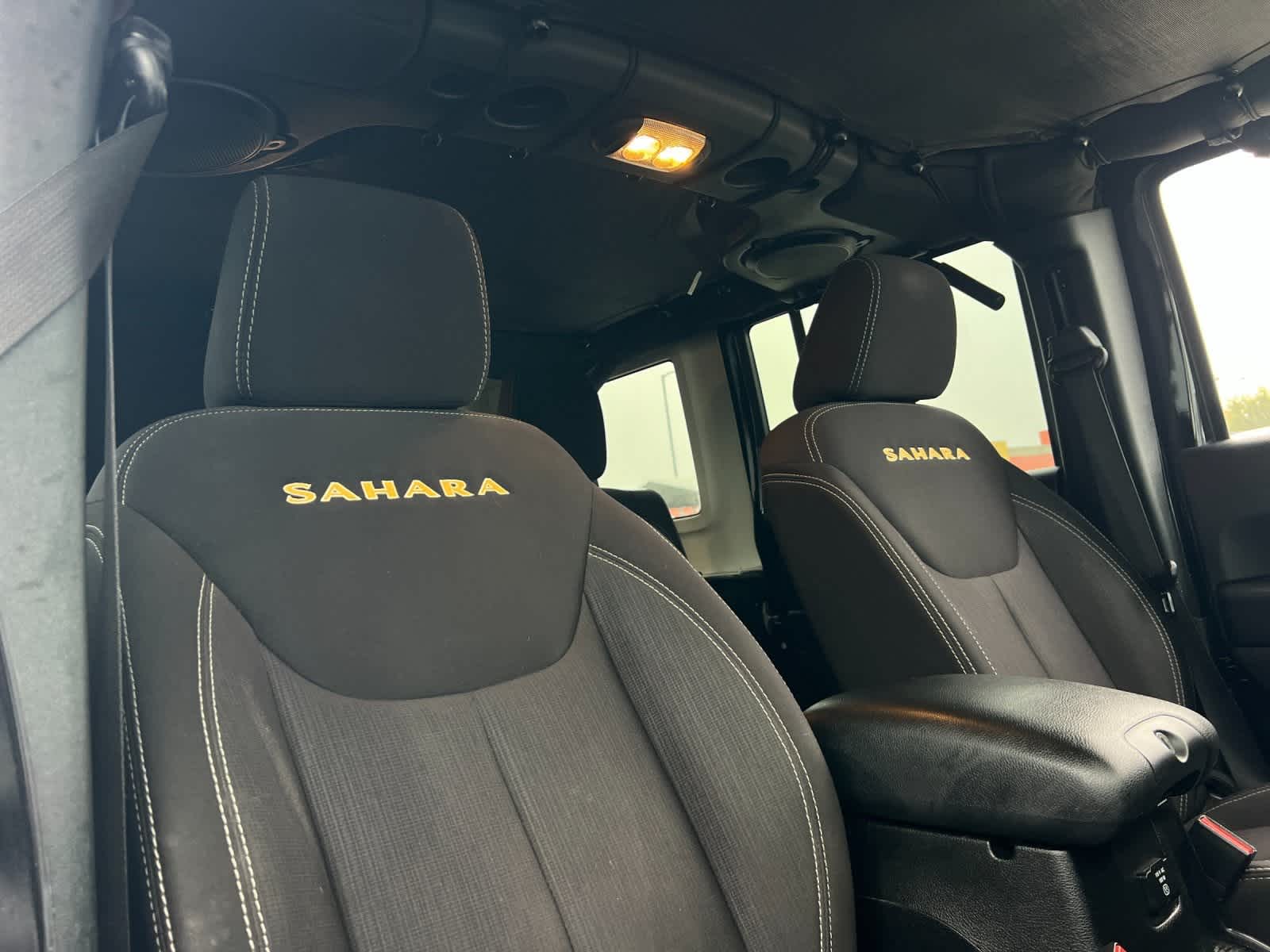 Thumbnail: 2013 Jeep Wrangler - 17