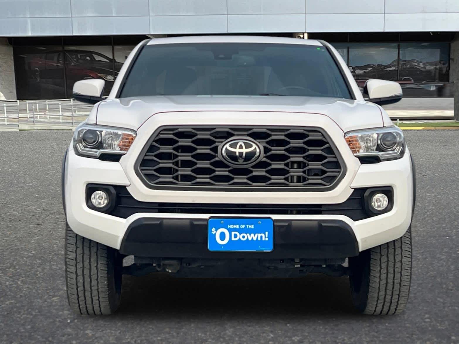 Thumbnail: 2022 Toyota Tacoma - 10