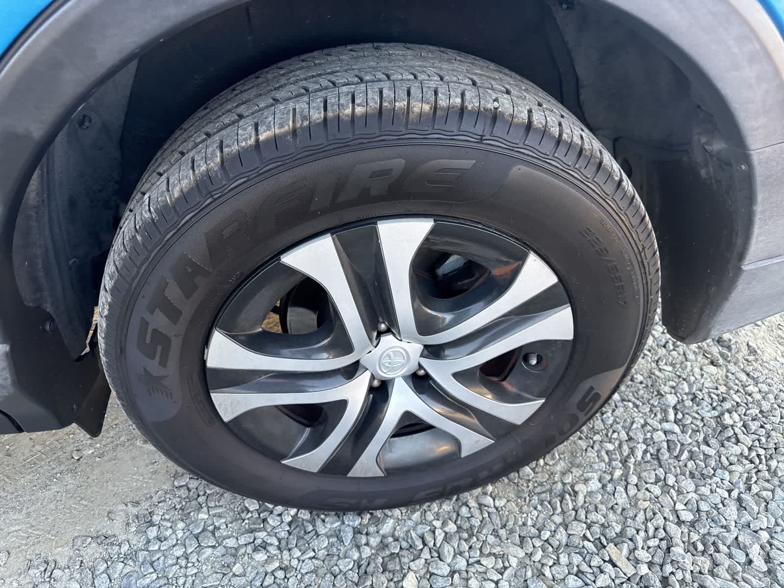 Thumbnail: 2017 Toyota RAV4 - 11