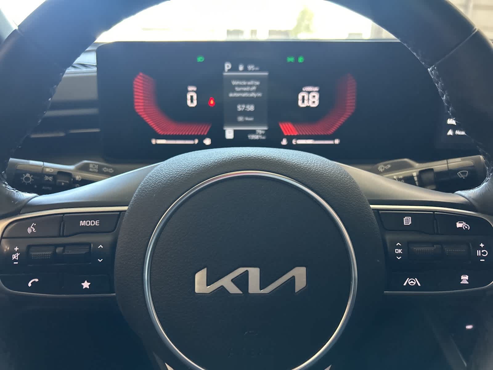 Thumbnail: 2025 Kia K5 - 29