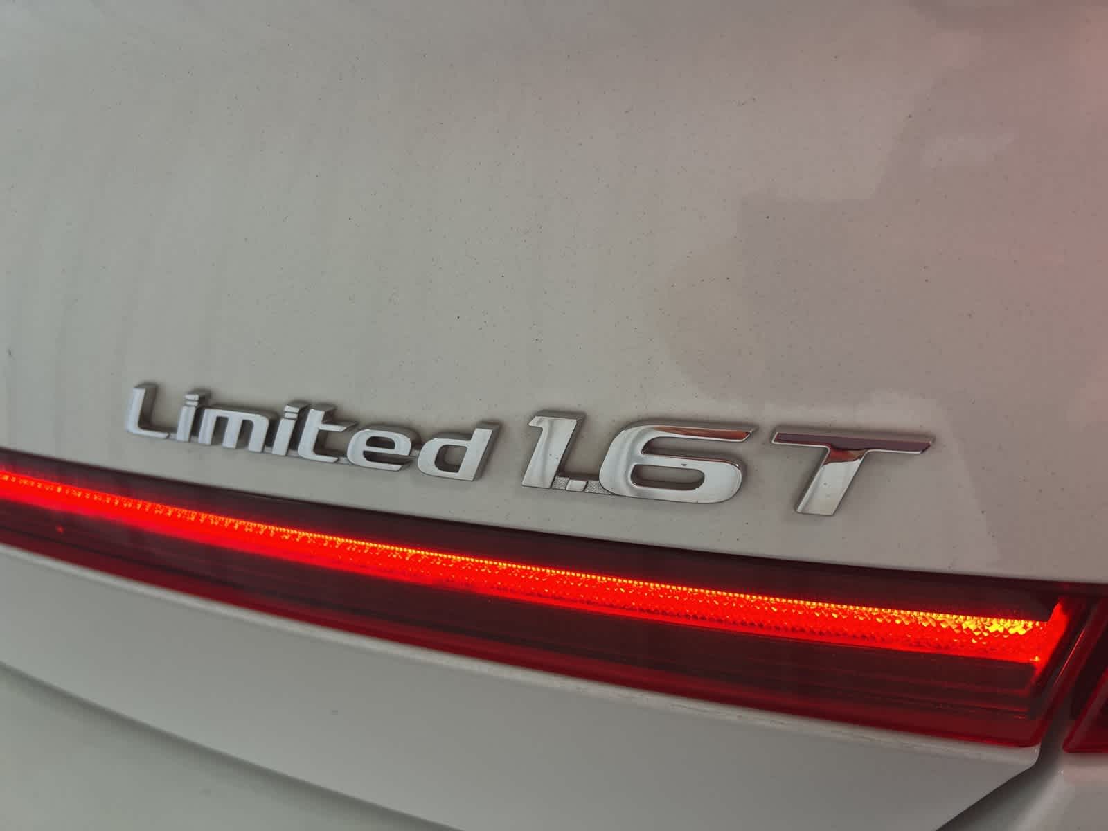 Thumbnail: 2021 Hyundai Sonata - 11