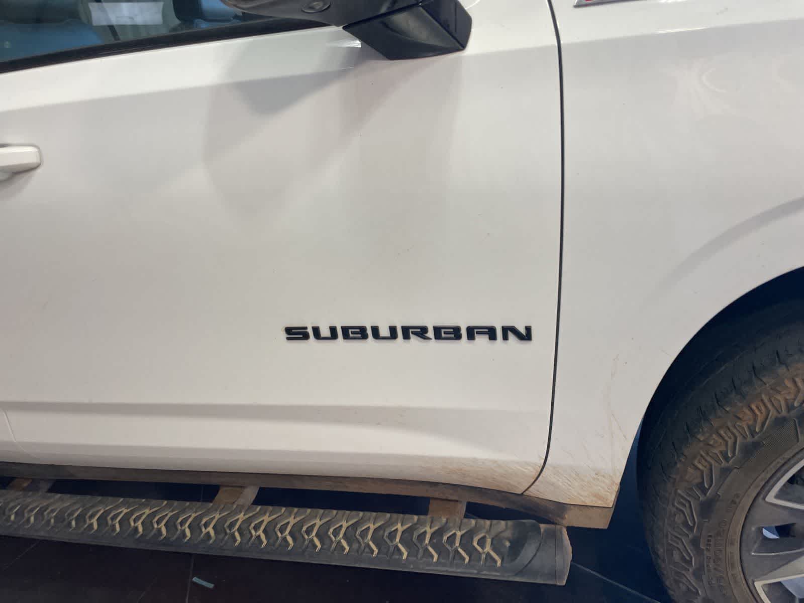 Thumbnail: 2023 Chevrolet Suburban - 15