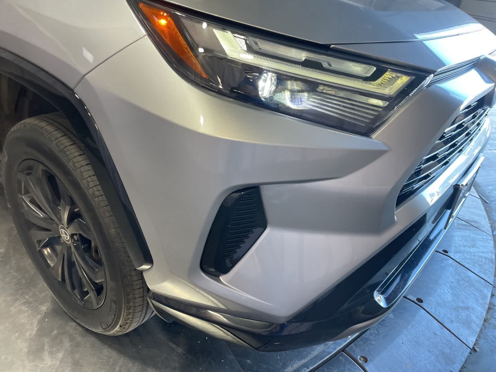 Thumbnail: 2022 Toyota RAV4 - 13