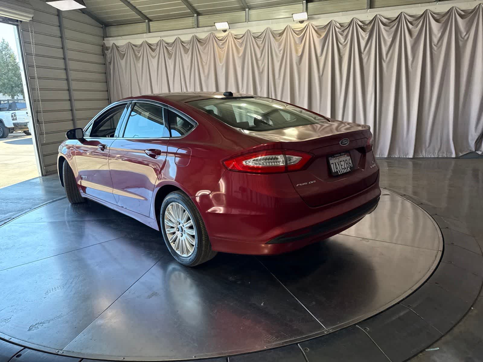 Thumbnail: 2013 Ford Fusion - 7