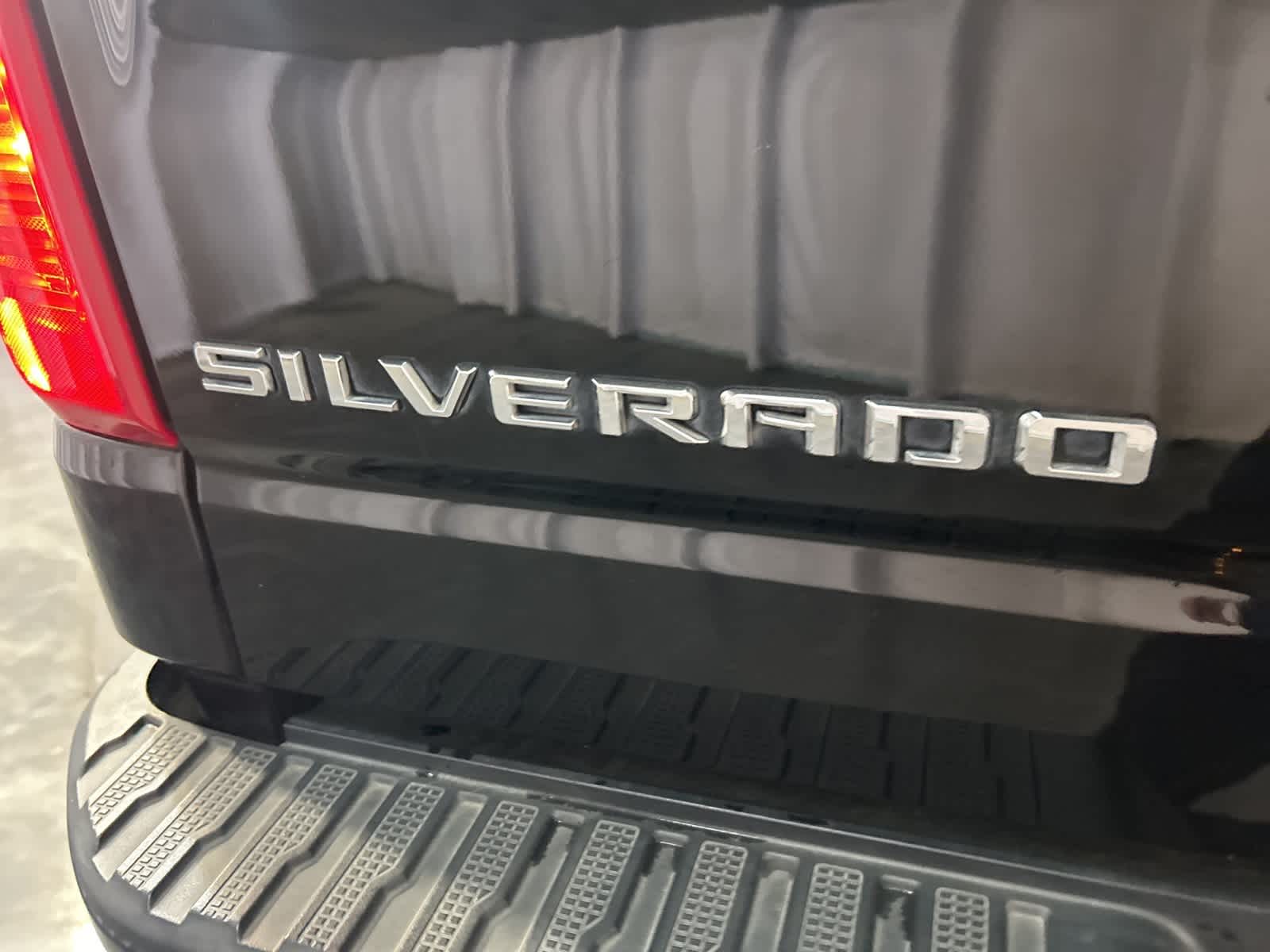 Thumbnail: 2019 Chevrolet Silverado 1500 - 12