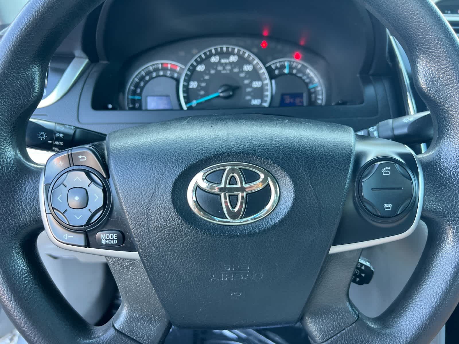 Thumbnail: 2012 Toyota Camry - 20