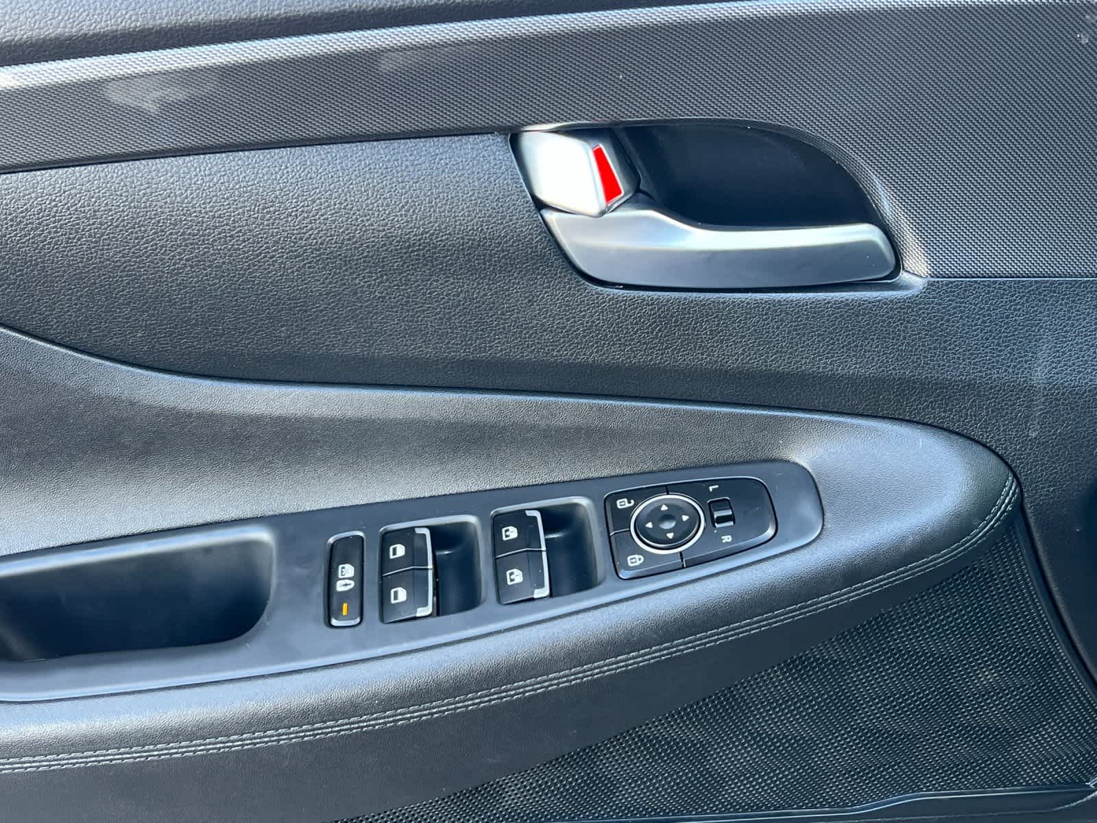 Thumbnail: 2022 Hyundai Santa Fe - 13