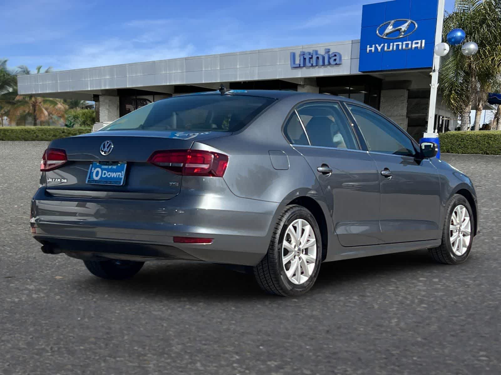 2017 Volkswagen Jetta 1.4T SE photo 2