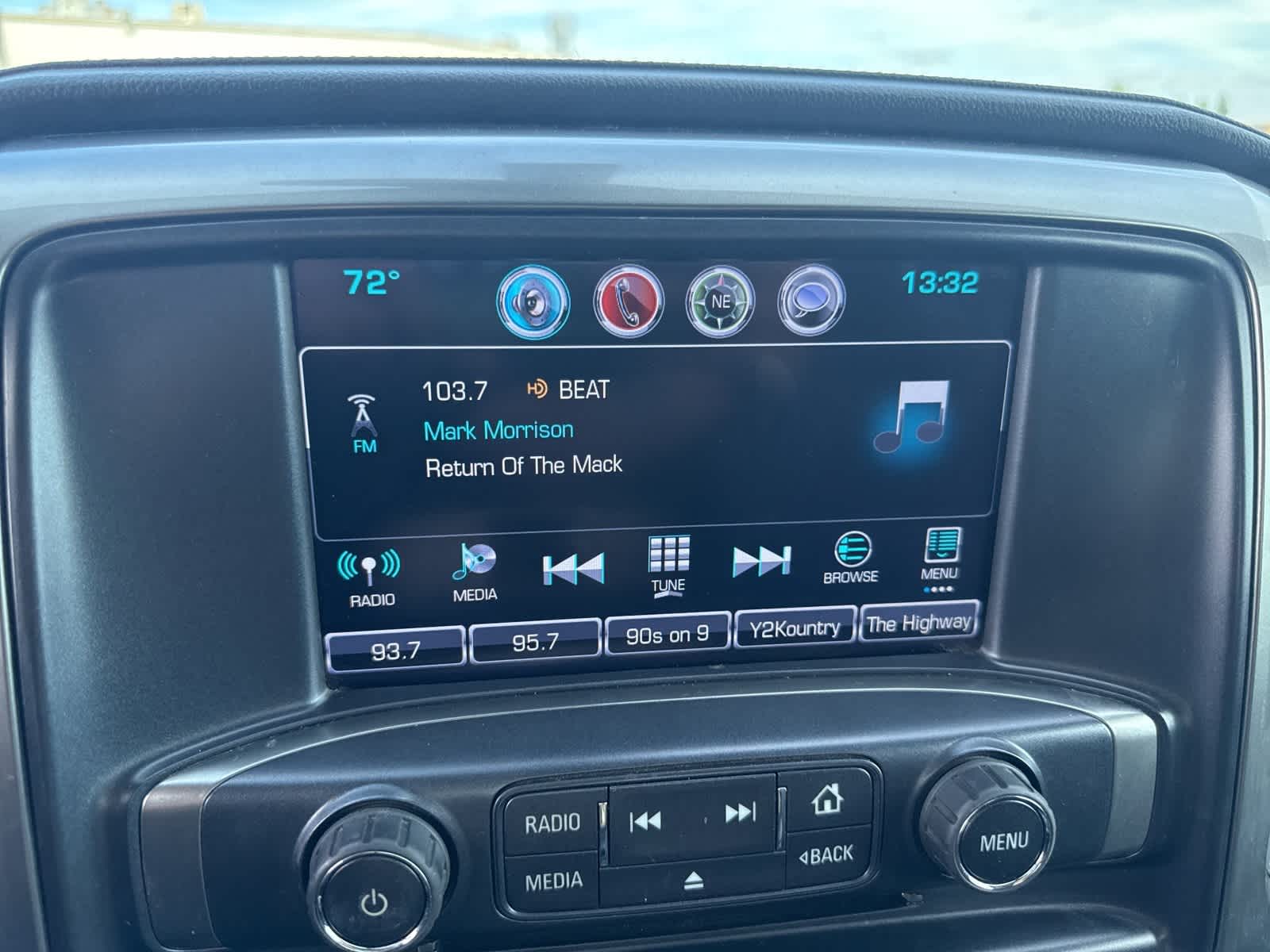 Thumbnail: 2016 Chevrolet Silverado 1500 - 28