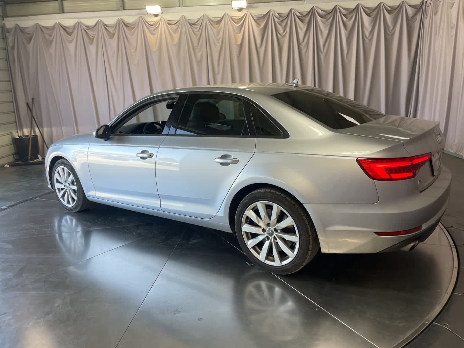 Thumbnail: 2017 Audi A4 - 7