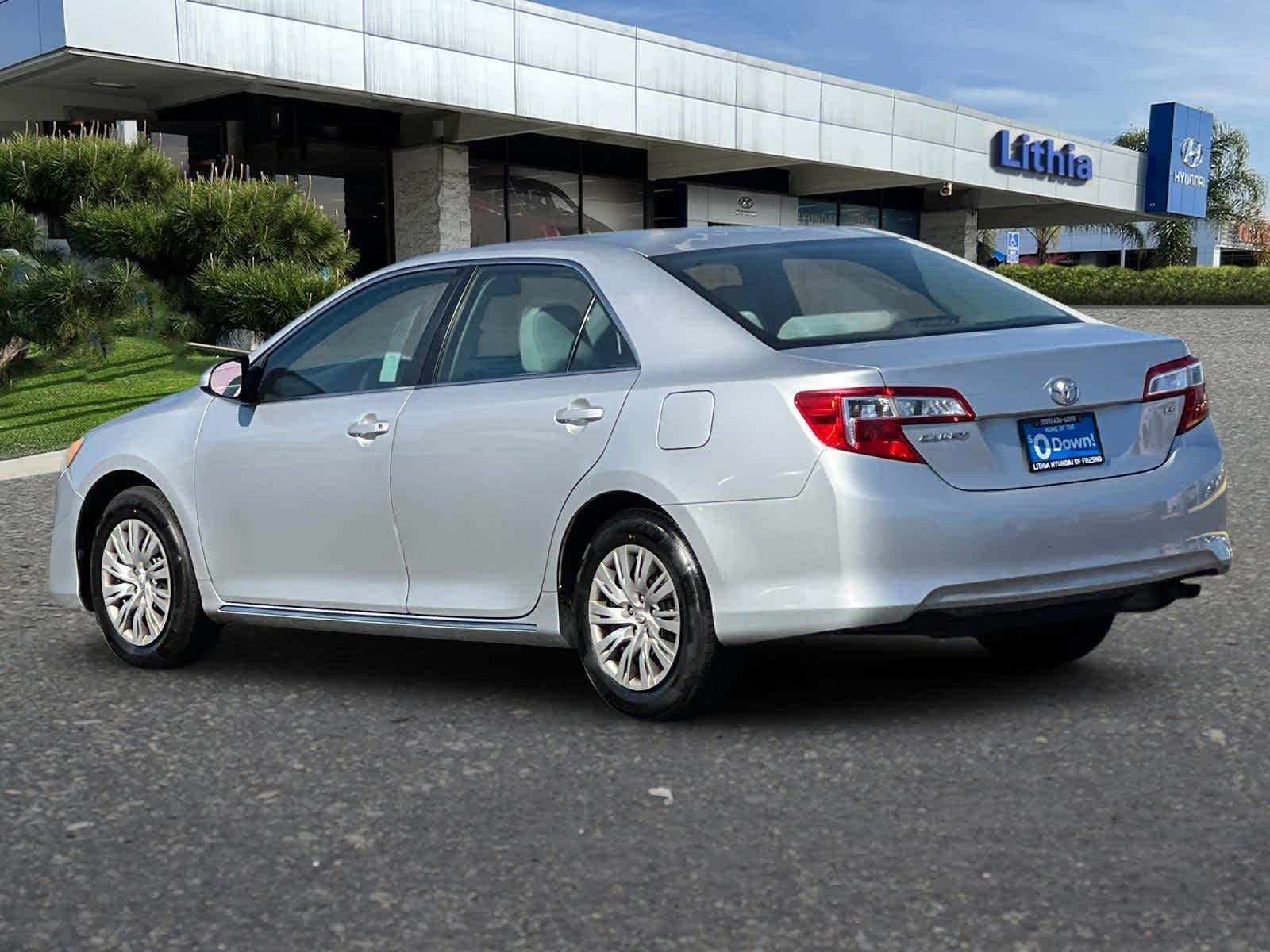 Thumbnail: 2012 Toyota Camry - 6
