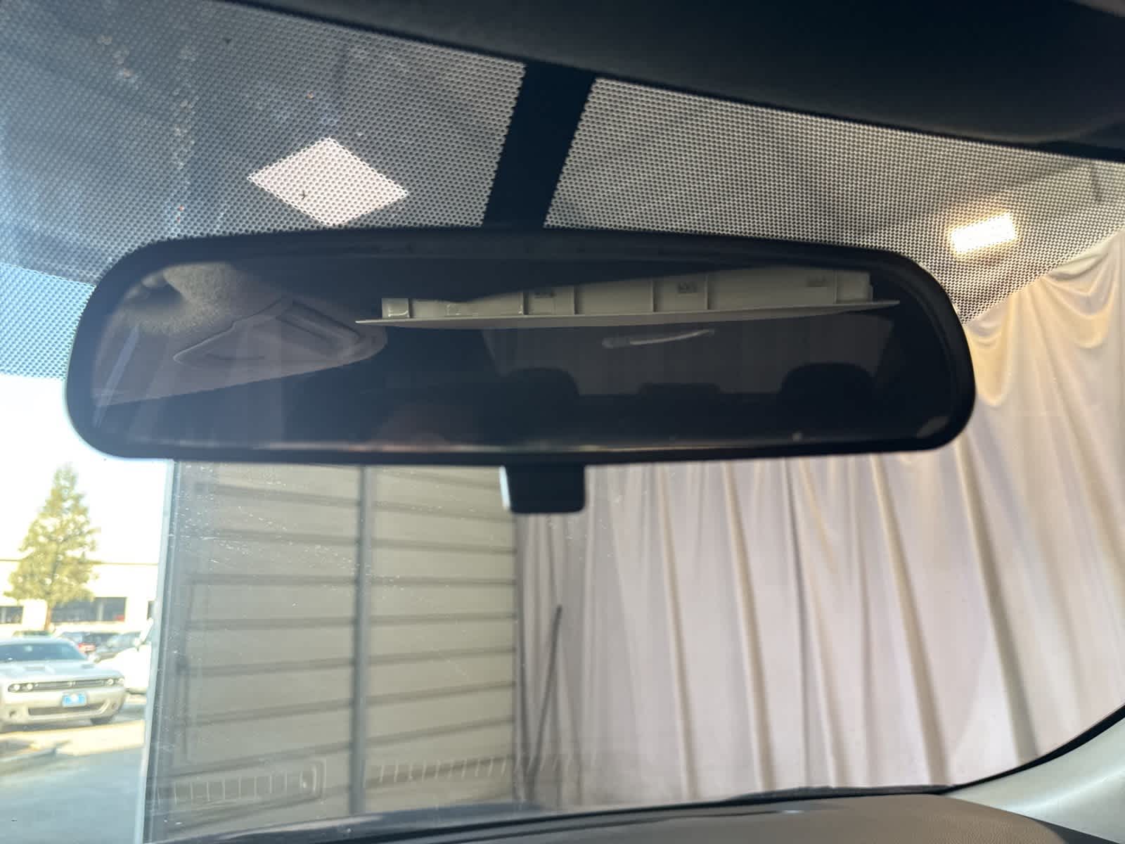 Thumbnail: 2017 Nissan Sentra - 25