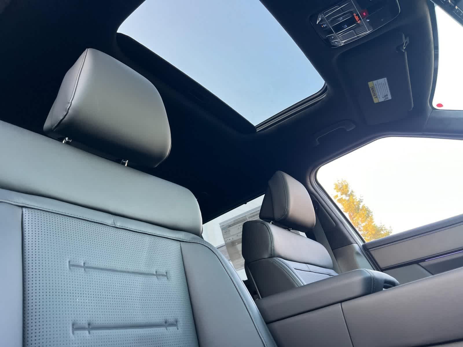 Thumbnail: 2025 Hyundai Santa Fe - 16