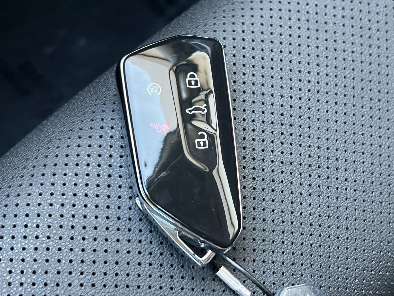 Thumbnail: 2025 Volkswagen Atlas - 30