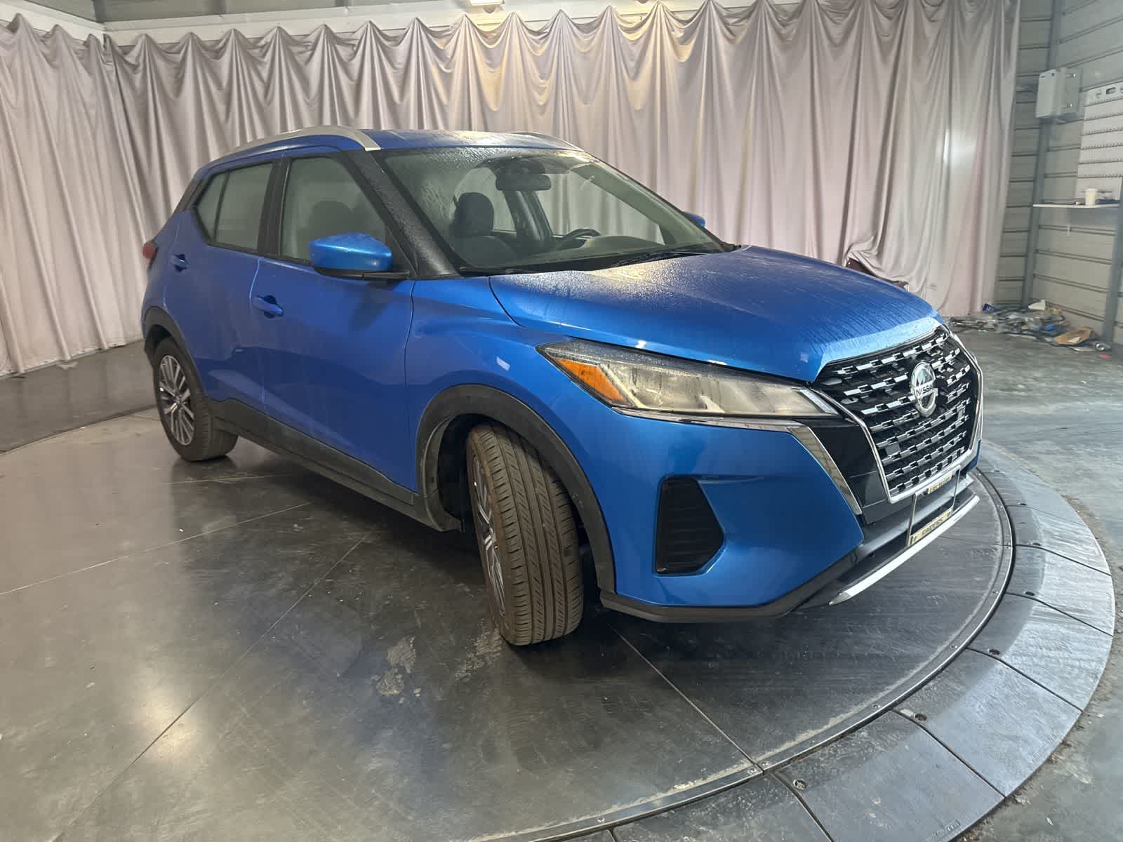 2021 Nissan Kicks SV photo 2