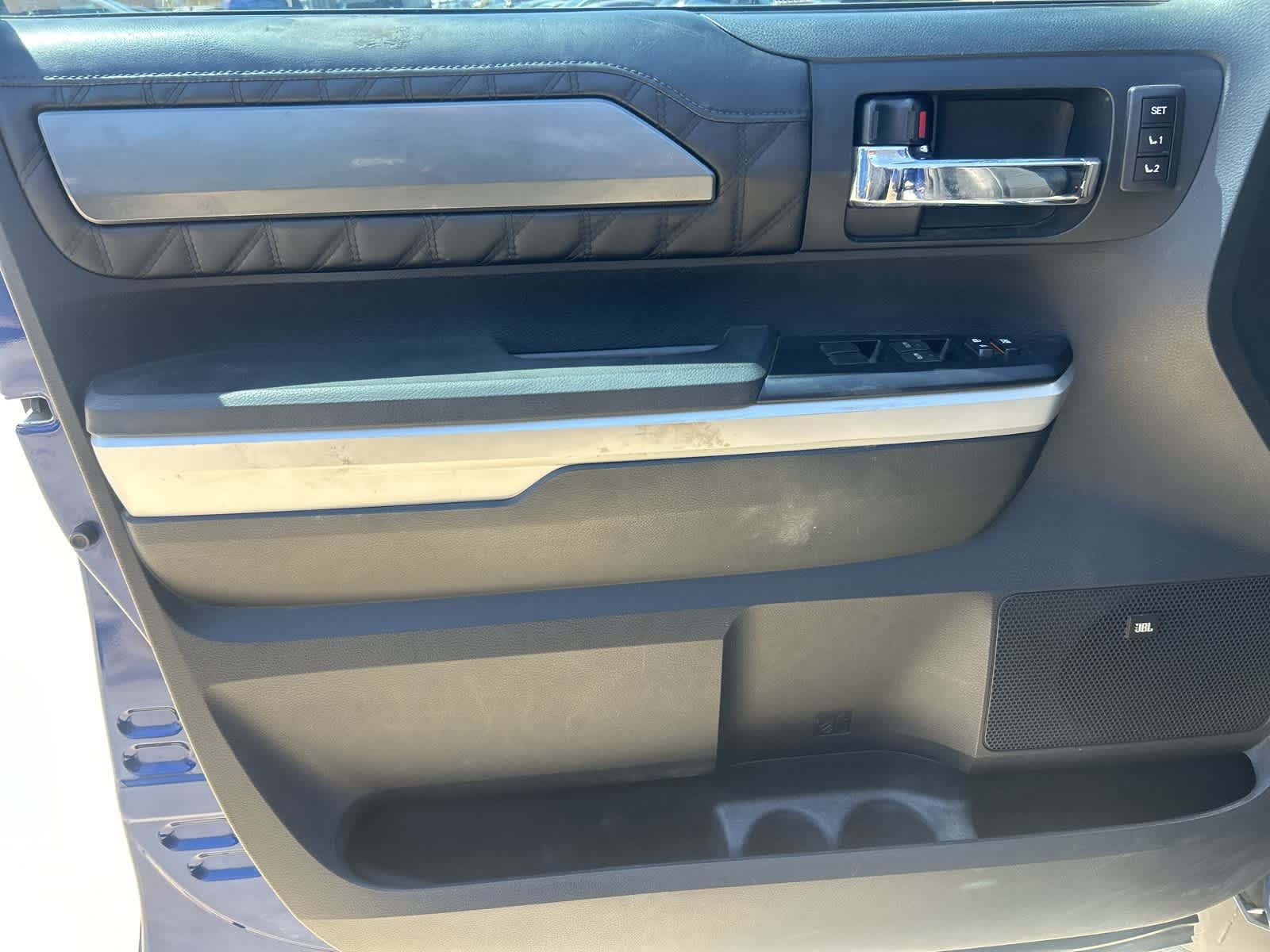 Thumbnail: 2014 Toyota Tundra - 25