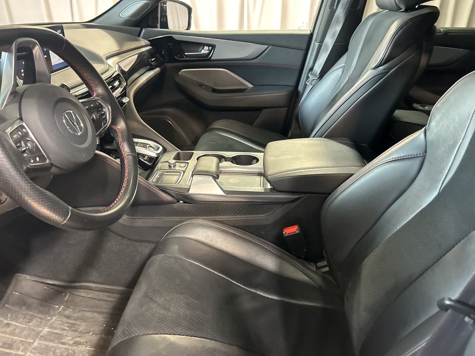 Thumbnail: 2023 Acura MDX - 27