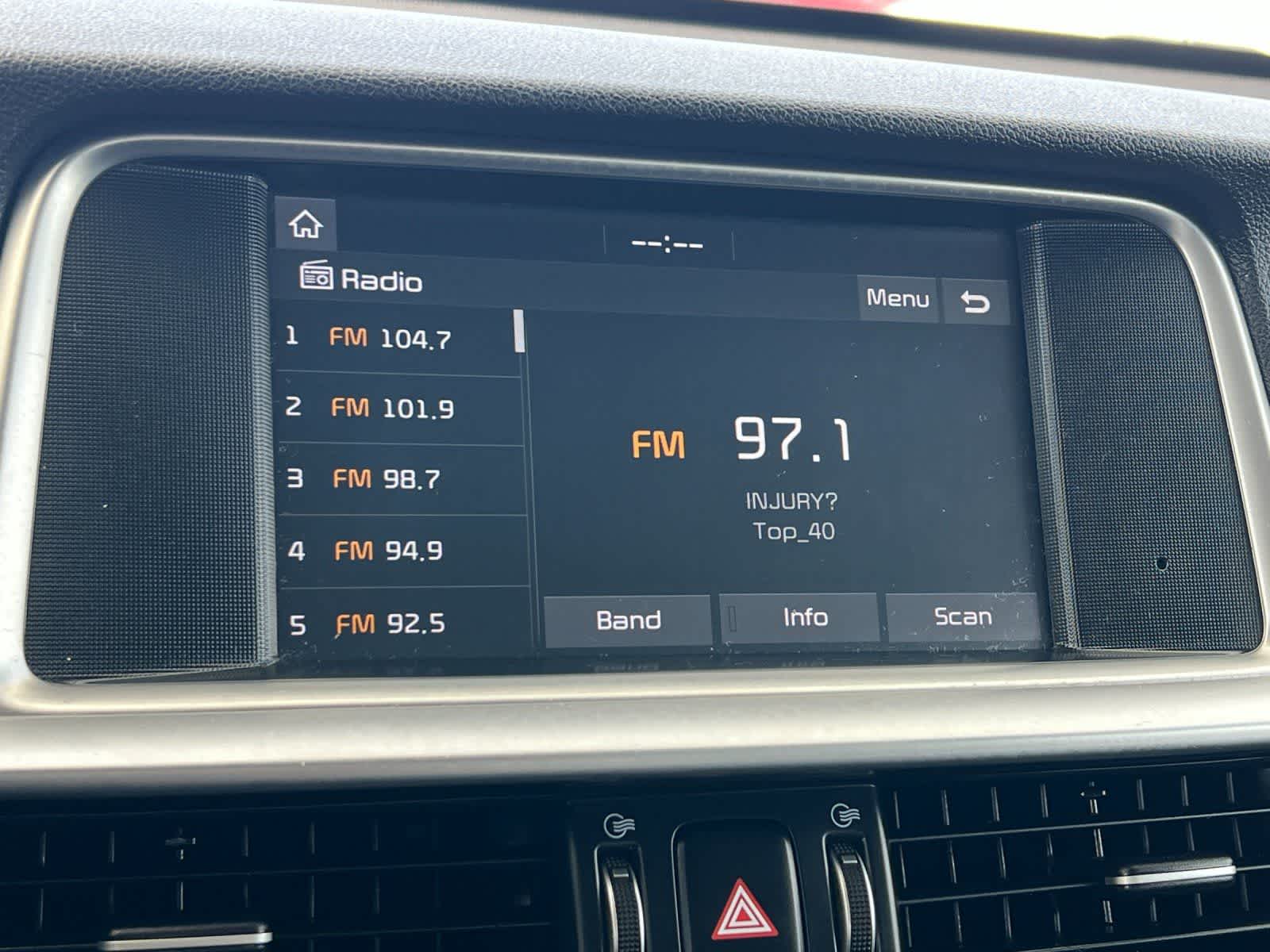 Thumbnail: 2020 Kia Optima - 18