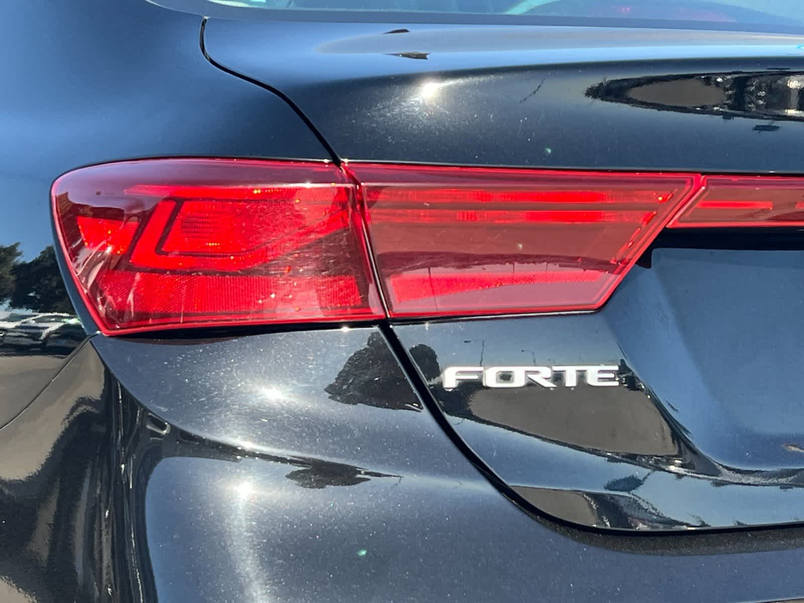 Thumbnail: 2023 Kia Forte - 24