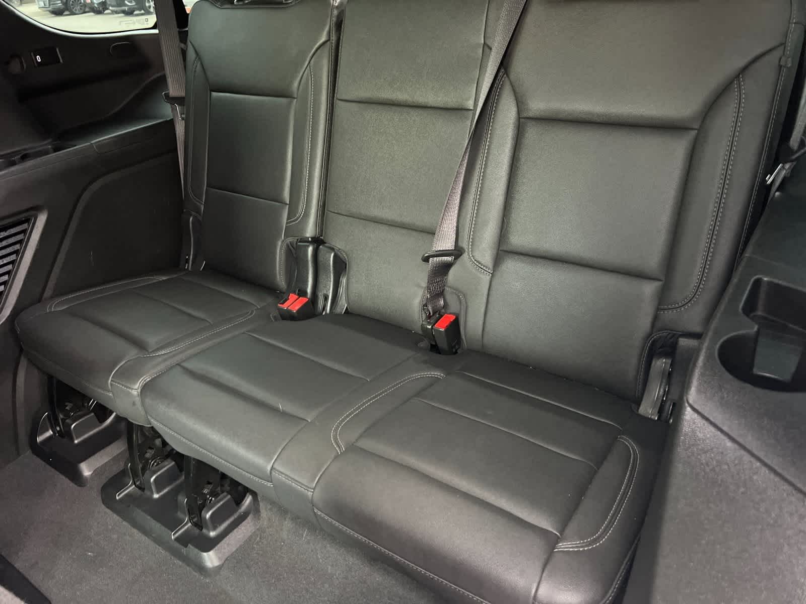 Thumbnail: 2022 Chevrolet Tahoe - 15