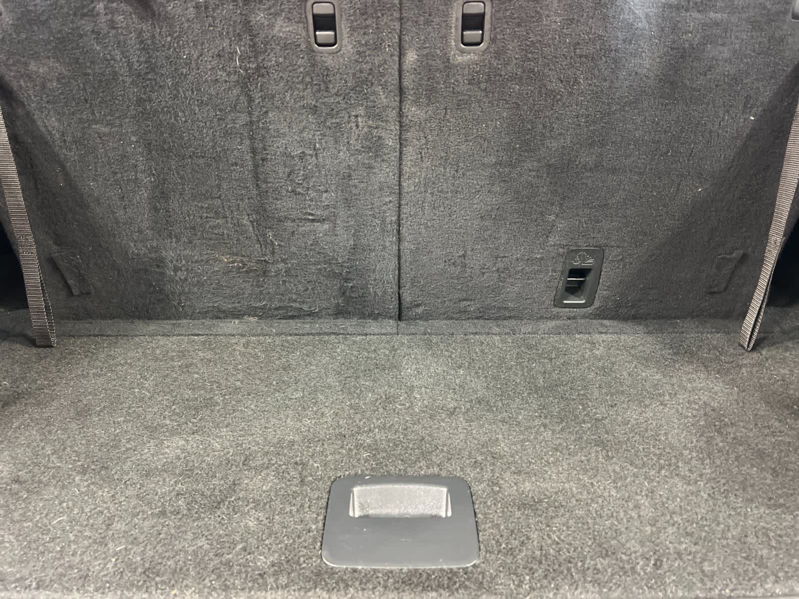 Thumbnail: 2017 INFINITI QX60 - 16