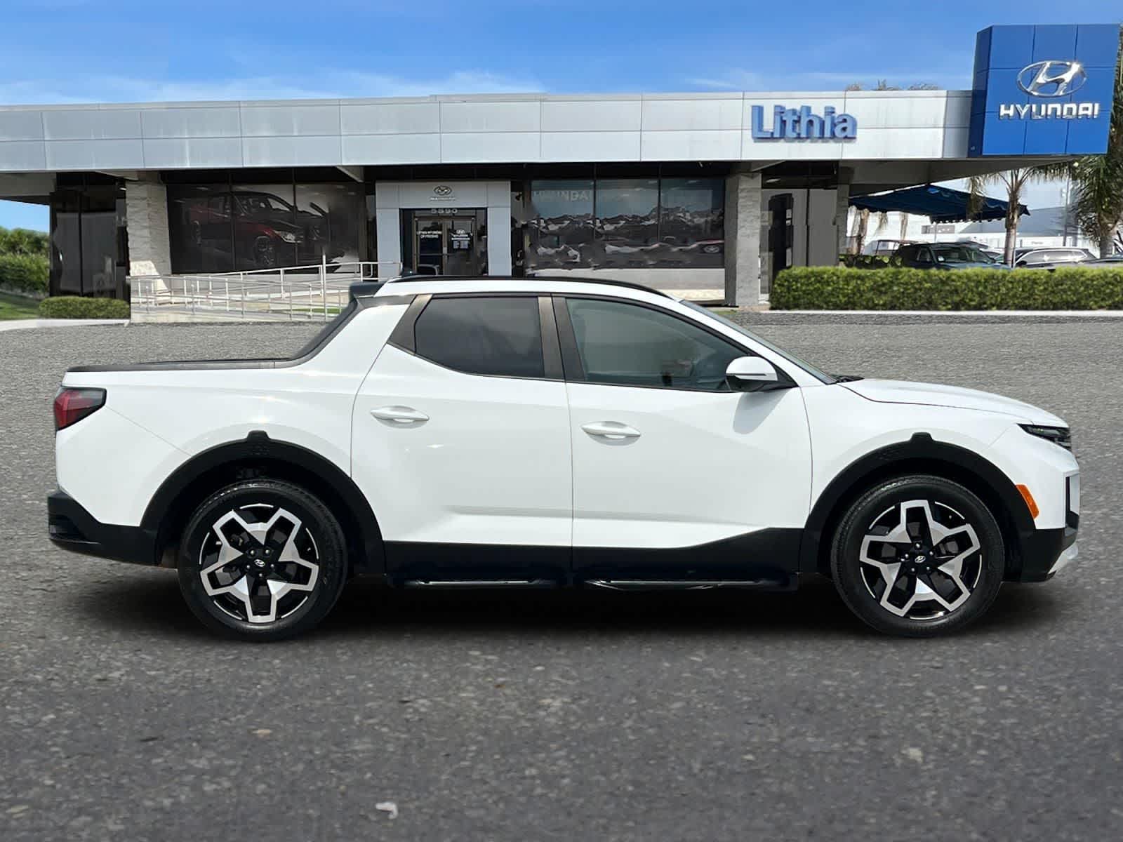 Thumbnail: 2023 Hyundai Santa Cruz - 9