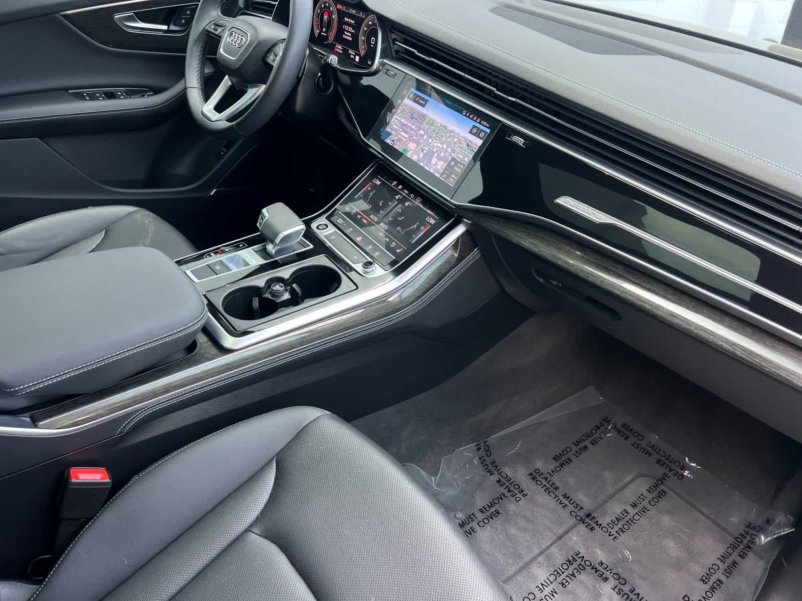 Thumbnail: 2025 Audi Q7 - 17