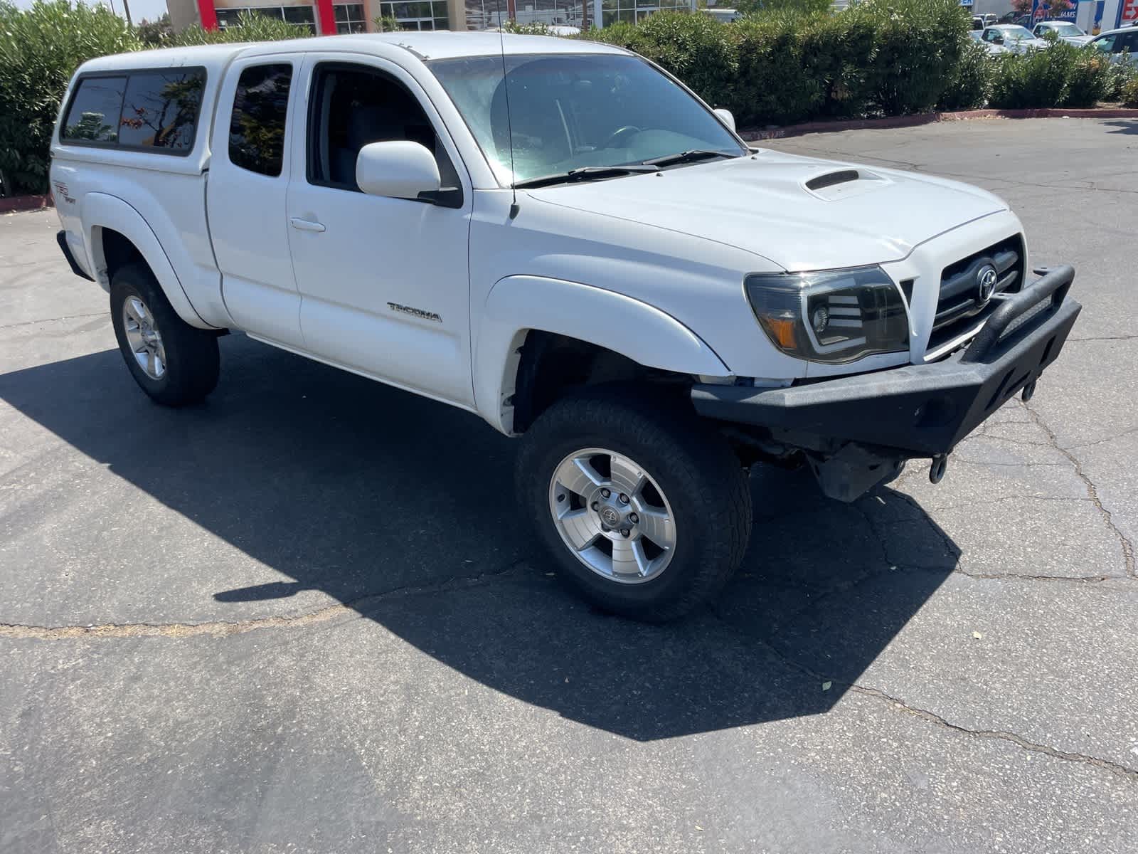 Used 2005 Toyota Tacoma Base with VIN 5TEUU42N35Z116127 for sale in Fresno, CA