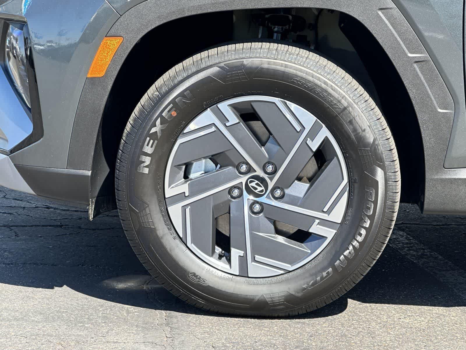 Thumbnail: 2025 Hyundai Tucson - 25