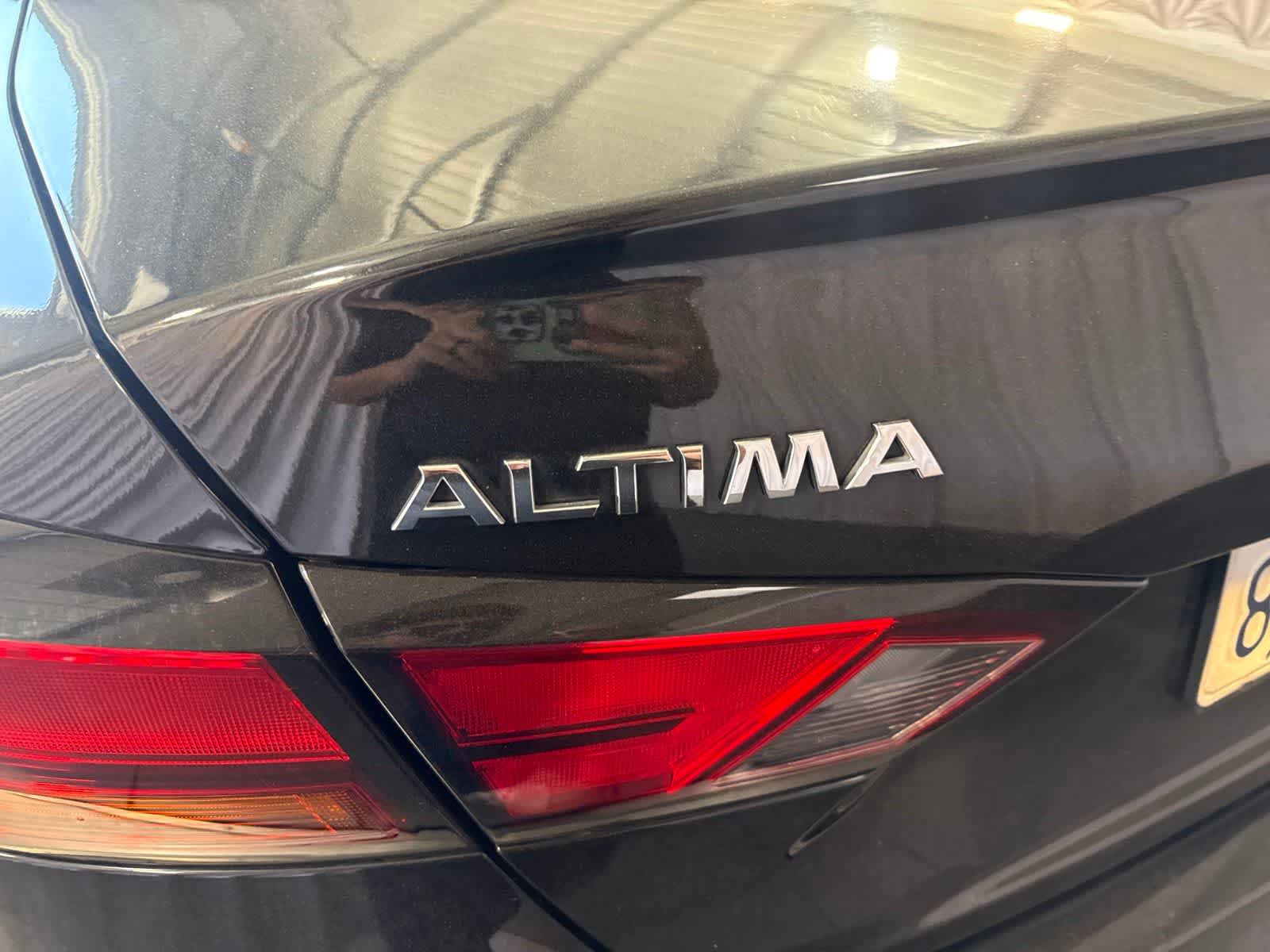 Thumbnail: 2020 Nissan Altima - 12