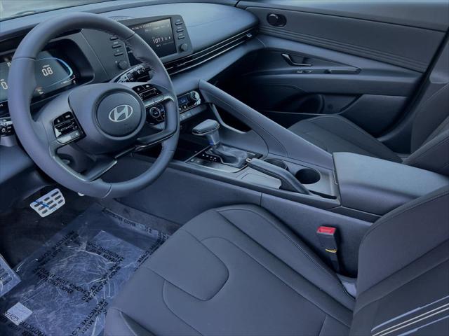 Thumbnail: 2025 Hyundai Elantra - 12