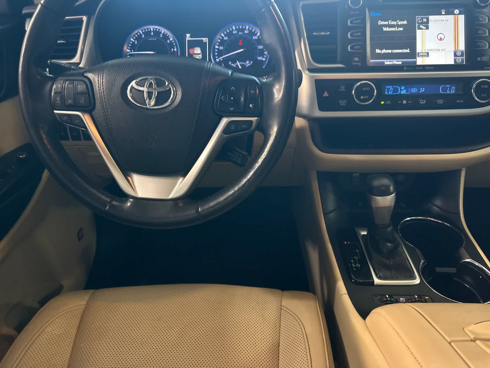 Thumbnail: 2018 Toyota Highlander - 14