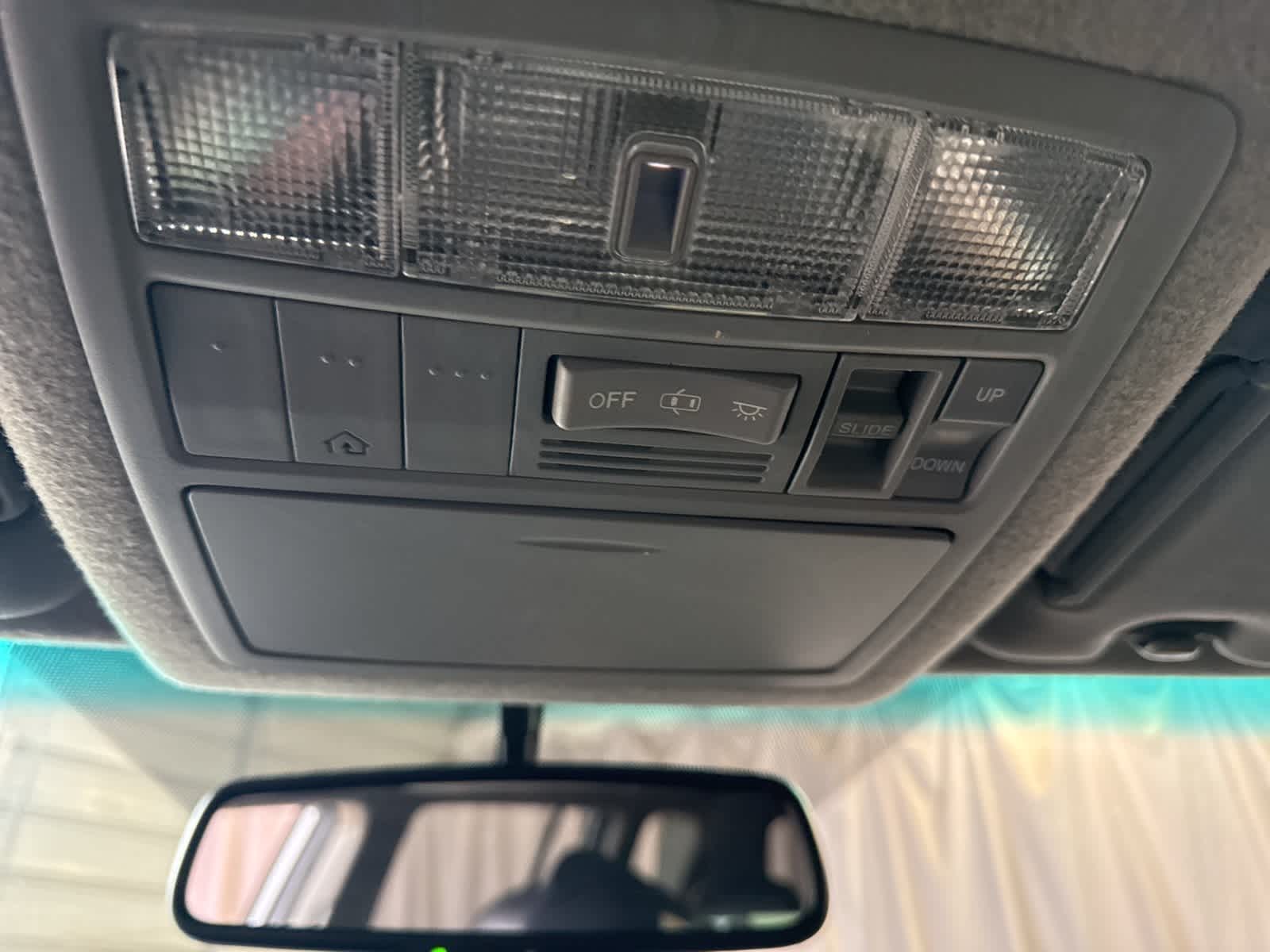 Thumbnail: 2013 Toyota Highlander - 25