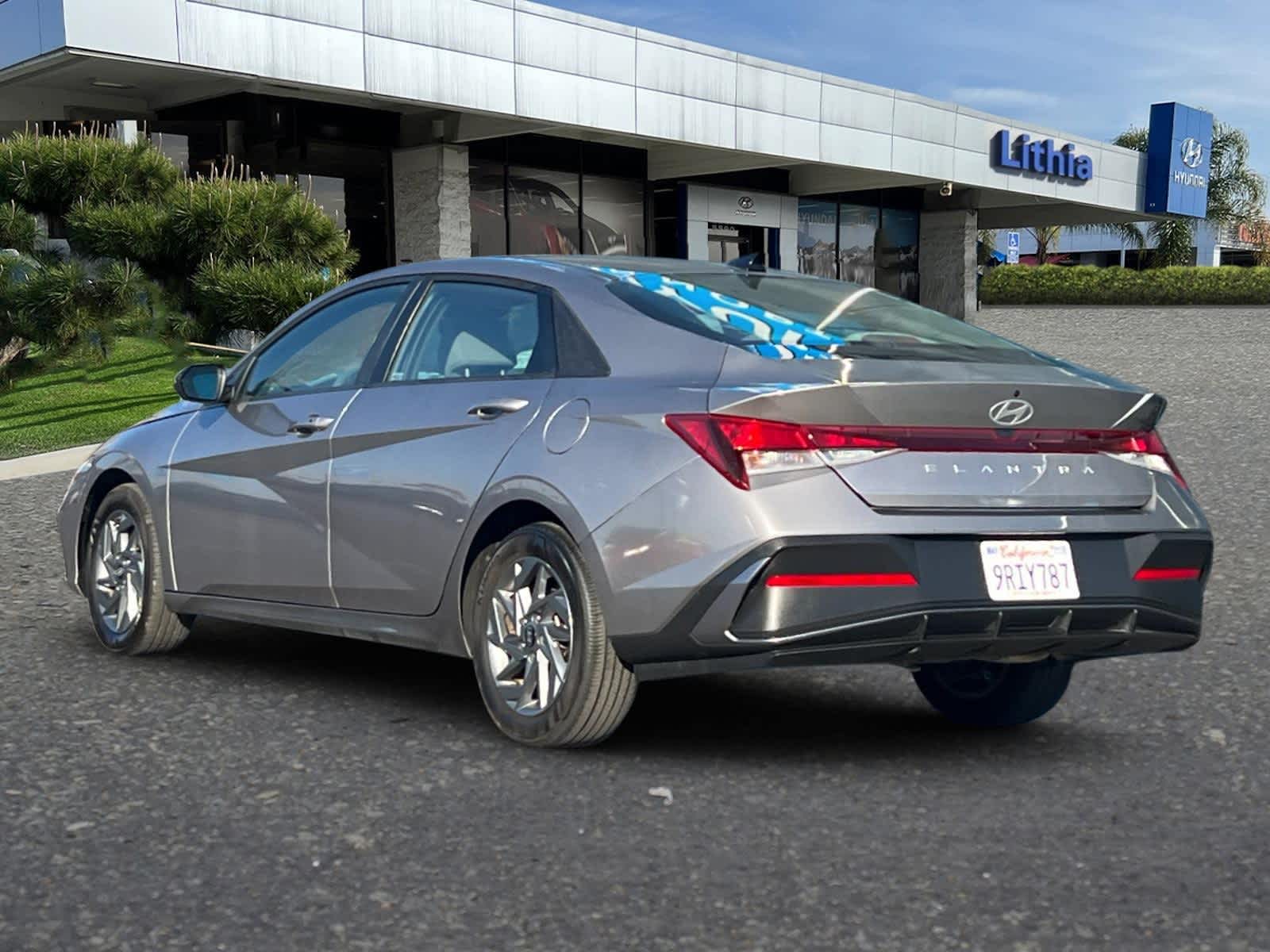 Thumbnail: 2024 Hyundai Elantra - 6