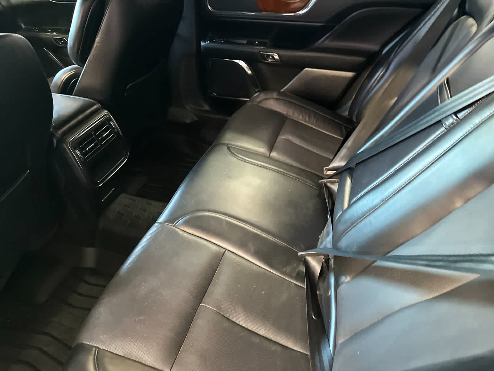 Thumbnail: 2017 Lincoln Continental - 5