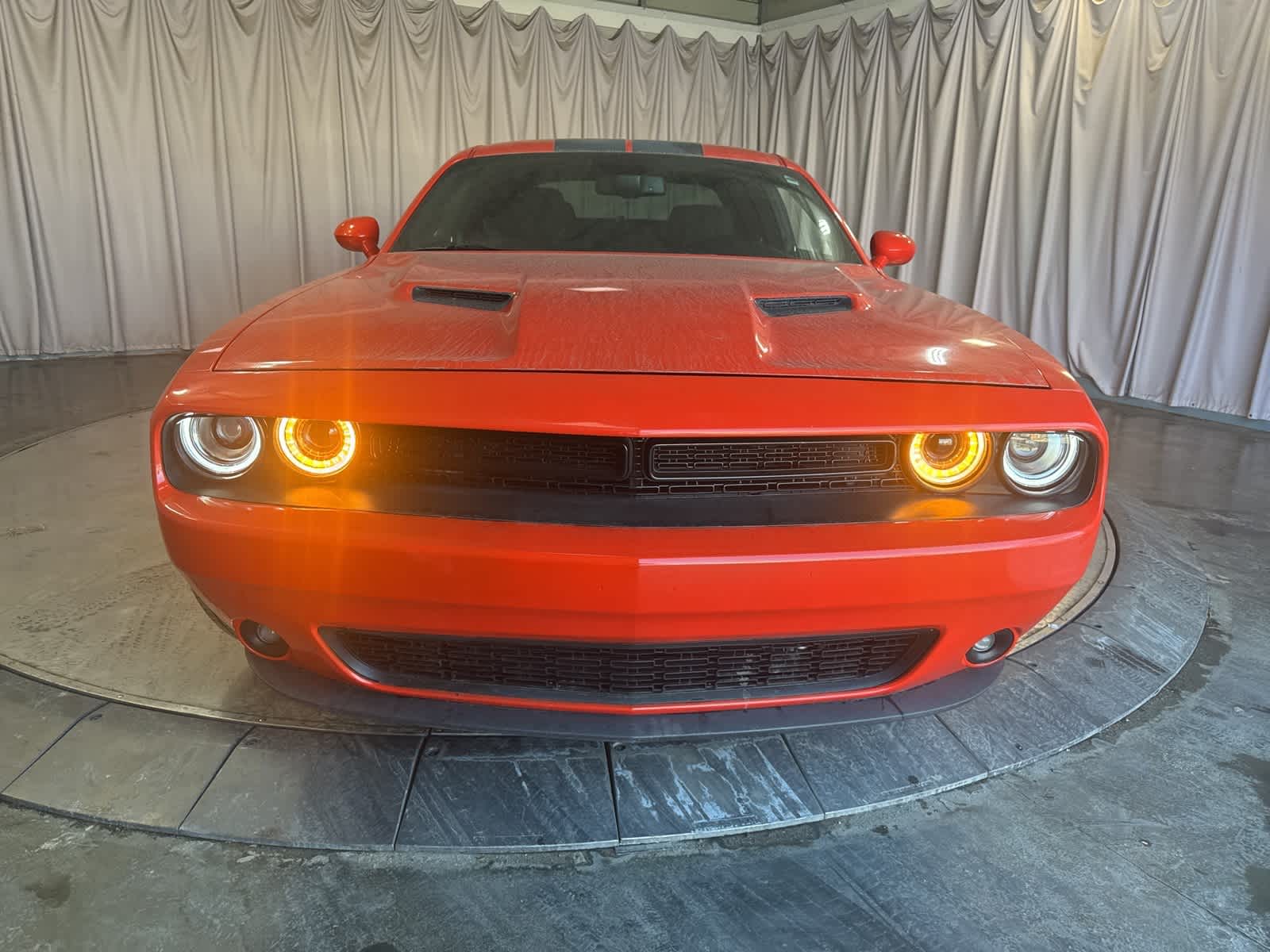 Thumbnail: 2020 Dodge Challenger - 2