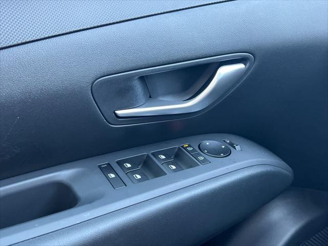 2025 Hyundai Santa Cruz SE 12