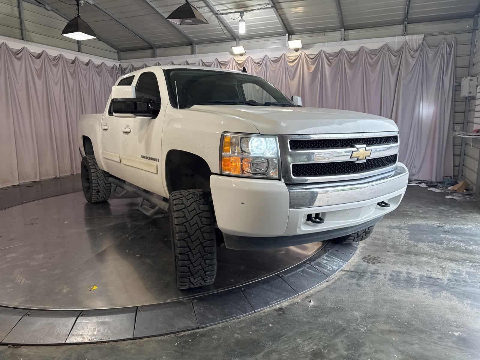 Thumbnail: 2007 Chevrolet Silverado 1500 - 3