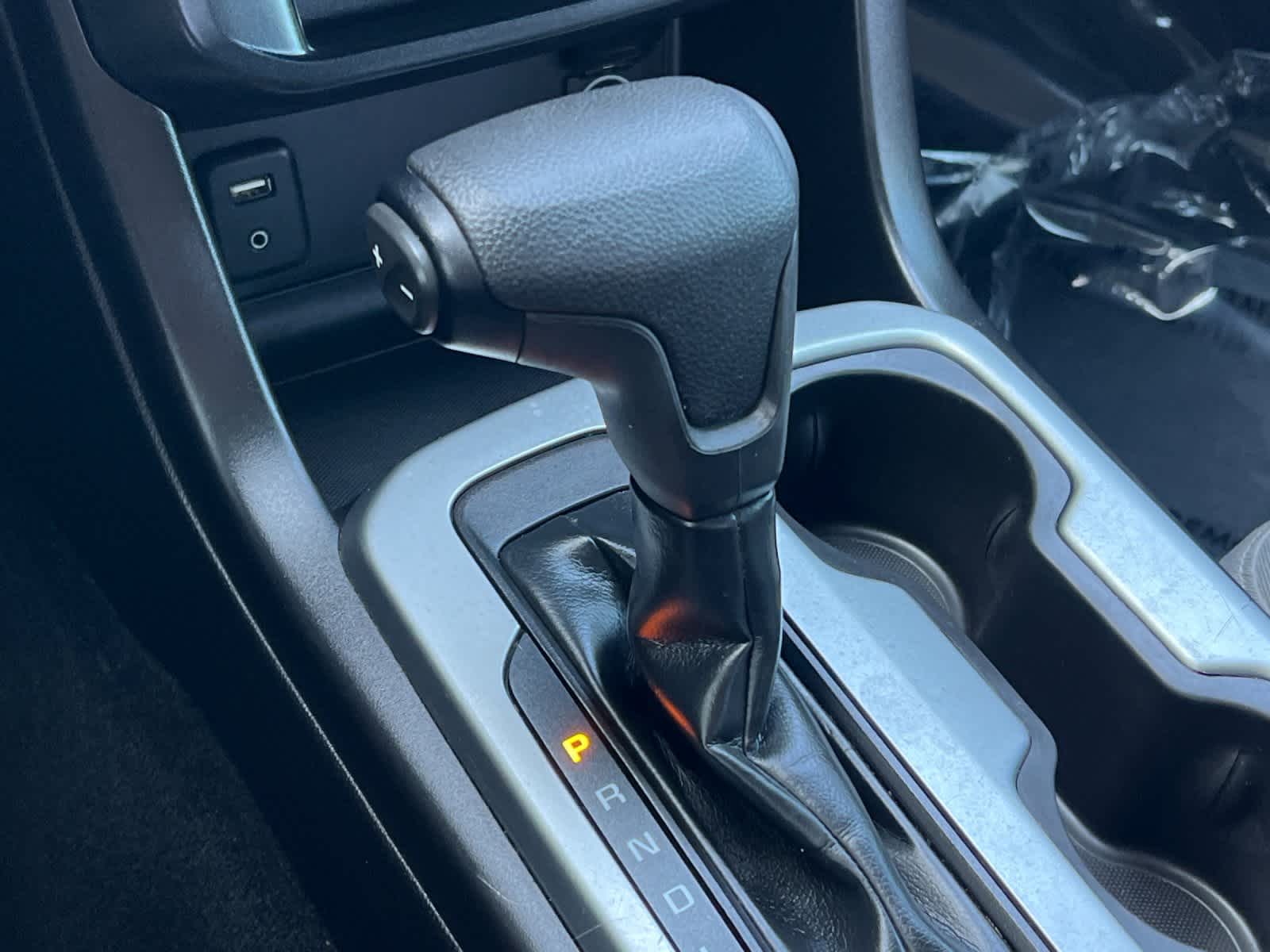 Thumbnail: 2017 Chevrolet Colorado - 21