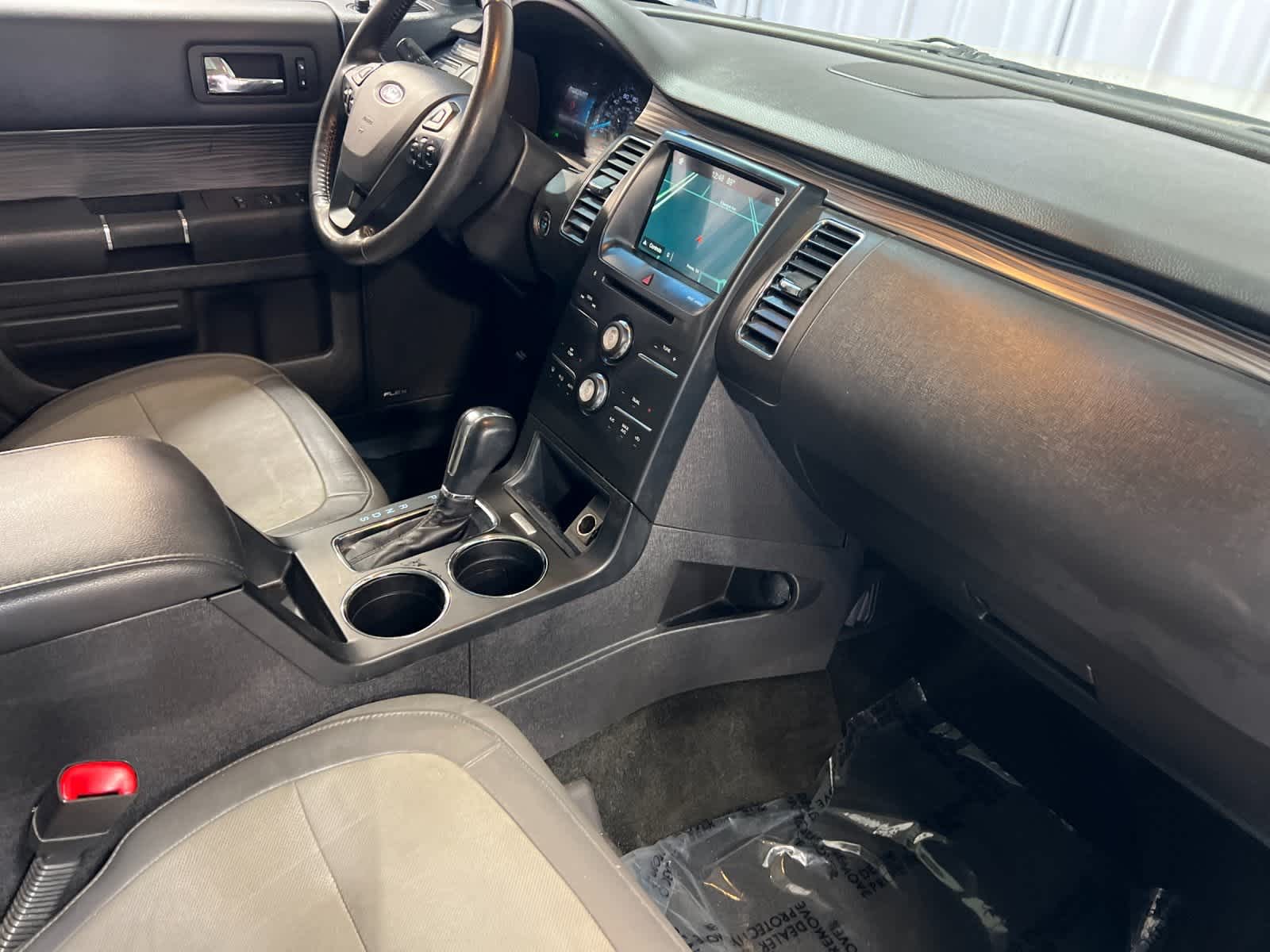 Thumbnail: 2018 Ford Flex - 16