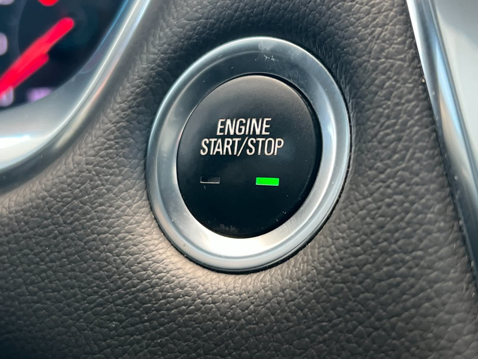 Thumbnail: 2021 Chevrolet Traverse - 24