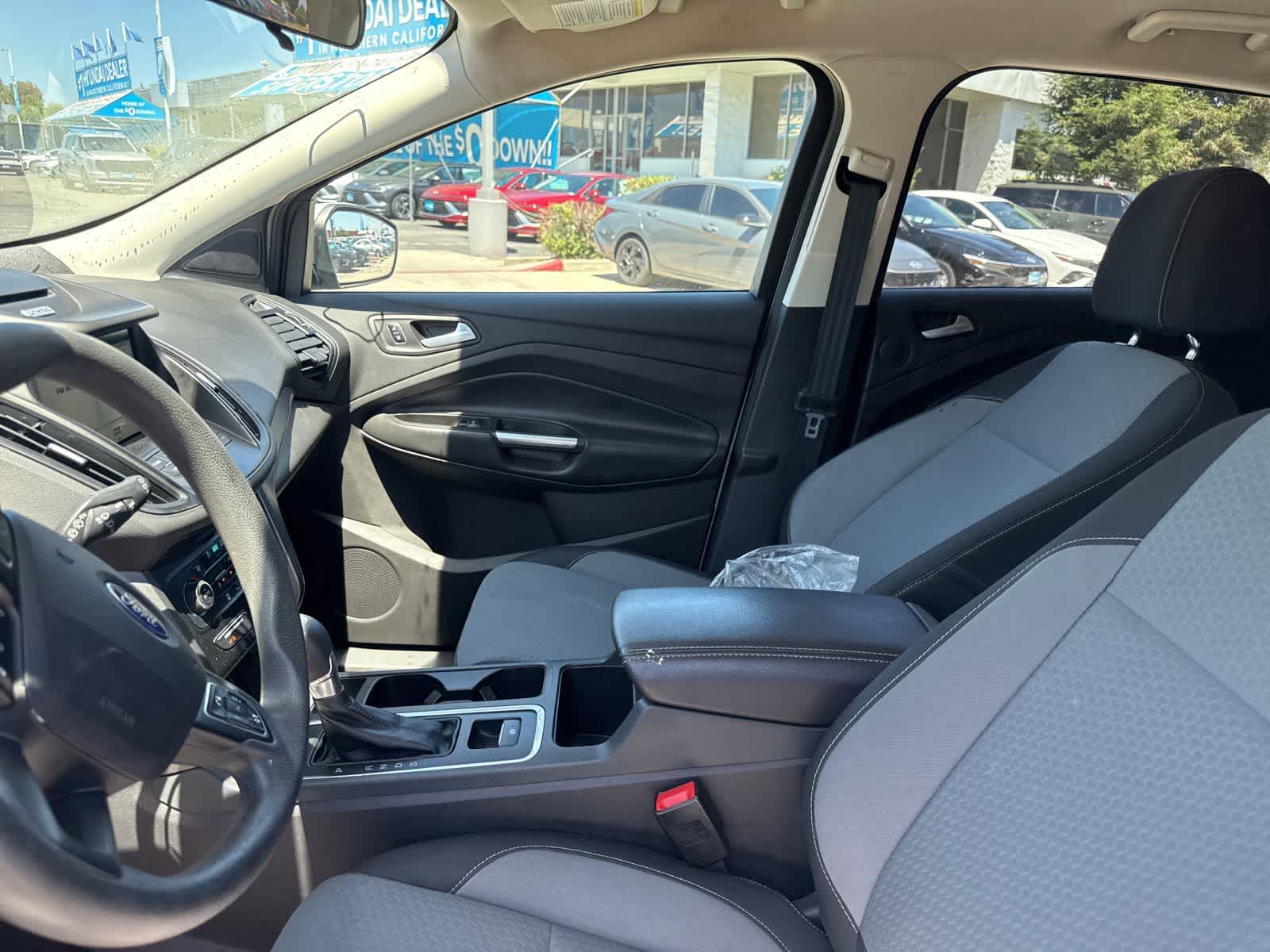 Thumbnail: 2017 Ford Escape - 22