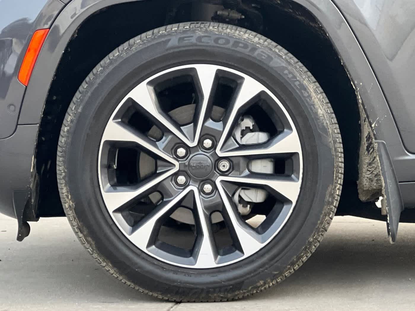 Thumbnail: 2024 Jeep Grand Cherokee - 26