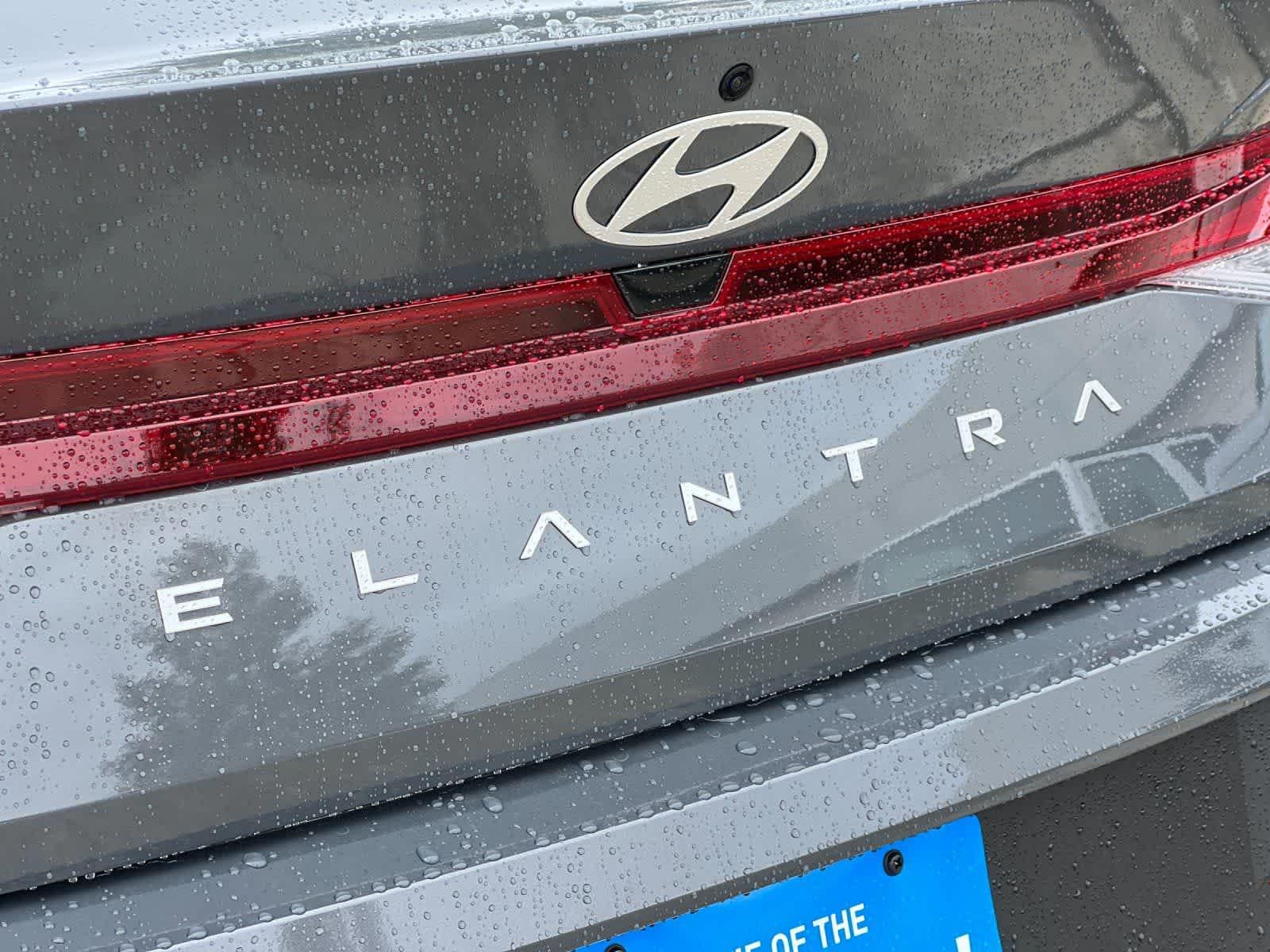 Thumbnail: 2025 Hyundai Elantra - 24