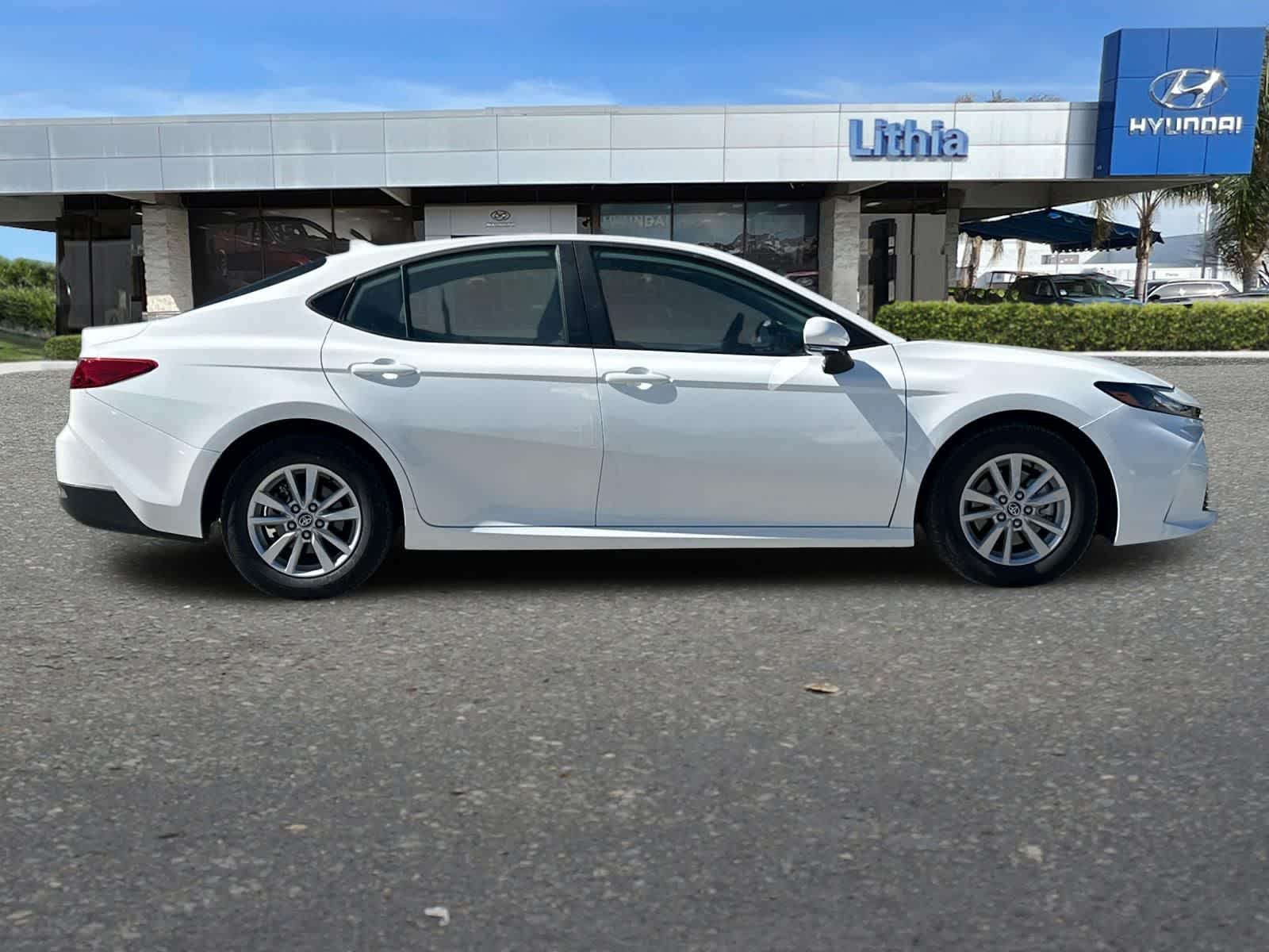 Thumbnail: 2025 Toyota Camry - 8